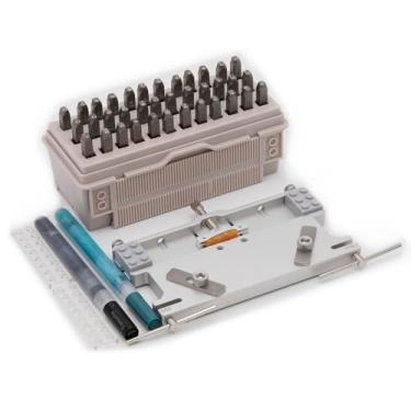 Imagem de Tonosho Sistema de estampagem de letras e números – kit combo com bloco de bigorna multifuncional e ferramenta de alinhamento, A-Z e 0–9, 3 mm (1/20.3 cm), HRC 62