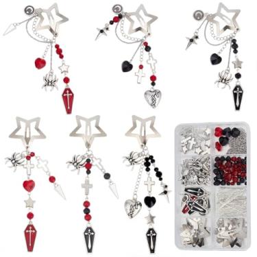Imagem de SUNNYCLUE 1 caixa faça você mesmo 6 conjuntos de clipes de cabelo com borlas kit para fazer clipes de cabelo góticos de Halloween, pingentes de caixão, contas de coração preto vermelho e estrela