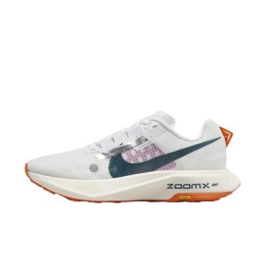 Imagem de Nike Ultrafly Tênis feminino de corrida de trilha, Branco/laranja de segurança/uva vívida, 39