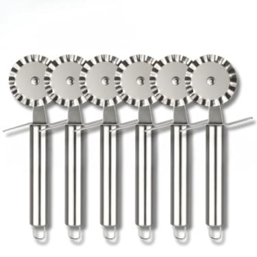 Imagem de Kit 2 Carretilha Para Fechar Pastel e Cortar Massa em Aço Inox | Utensílio Resistente Multiuso(3 UND)