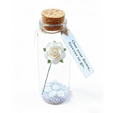 Imagem de Rosa de papel para lembrança de aniversário de 1 ano, rosa de papel pequena em garrafa de vidro com etiqueta de mensagem "One Year Down Forever to Go", presente de primeiro aniversário para marido