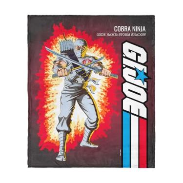 Imagem de G.I. Joe Classic Flashback Storm Shadow Silk Touch Throw, 127 x 152 cm – Cobertor de lã oficial com desenho Hasbro, roupa de cama retrô ultramacia para cama ou sofá