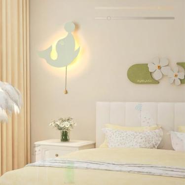 Imagem de GZZBMY Luz de parede de metal LED com interruptor de cabo de puxar, lâmpada de parede alimentada por bateria, decoração de quarto de crianças, arandela de parede regulável com controle remoto, quartos