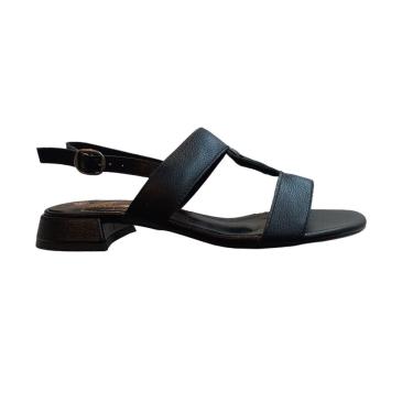 Imagem de Sandália Feminina Preta em Couro Salto Baixo Tiras Conforto