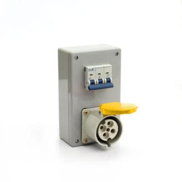 Imagem de Caixa C/ Tomada E Disjuntor 3p+t 32A 110/130V Strahl CD-4244