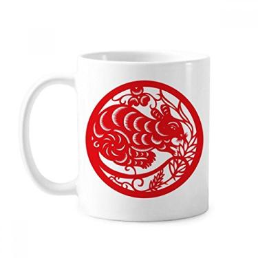Imagem de Caneca de cerâmica cerâmica com estampa do zodíaco da China com corte de papel e rato