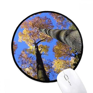 Imagem de Tapete de mouse redondo para computador com paisagem de natureza e folhas vermelhas