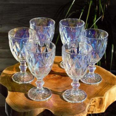 Imagem de 24UNI Taça Diamond FurtaCor 340ML Rainbow Eventos Água Suco - PRATICAS