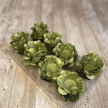 Imagem de Kit com 120 Forminhas para Doces Finos Modelo Flor Luxo – Linha Style – Ideal para Casamentos, Festas e Decoração de Mesa Elegante(VERDE OLIVA,80 UNIDADES)