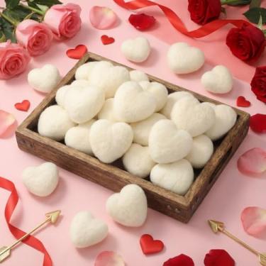 Imagem de Geosar 24 bolas de coração de feltro para enchimento de vaso de dia dos namorados para artesanato, enchimento de vaso de coração, bolas decorativas de pompom, ornamentos para centros de mesa de