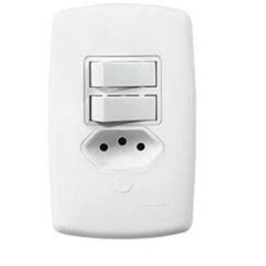 Imagem de Interruptor Duplo Com Tomada 4x2 monaco branco - Dicompel