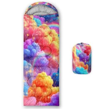 Imagem de QOOMO Sacos de dormir para acampamento com estampa de nuvens arco-íris, 3 estações, clima quente e frio, leve, sacos de dormir à prova d'água para adultos e crianças, viagens e ao ar livre