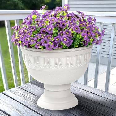 Imagem de Khyxvbcd Flores artificiais para decoração de casa de jardim interno ao ar livre, margarida de flor sintética com folhas de eucalipto, plantas falsas, vegetação, buxo, varanda, pátio, 12 pacotes