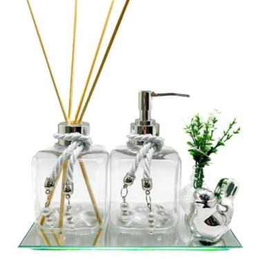 Imagem de Kit Lavabo Luxo Turmalina em PET com Difusor, Saboneteira e Bandeja Espelhada – Porta Sabonete Decorativo para Banheiro(TRANSPARENTE,DOURADO)