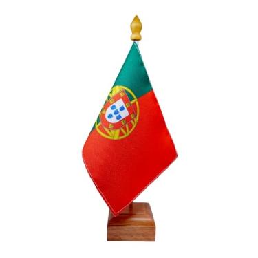 Imagem de Bandeira de Mesa Elegance Portugal, Decorativa, Dupla Face, Multicolorido, 19x30cm, Base em Madeira Natural, para Escritório, Eventos e Decoração