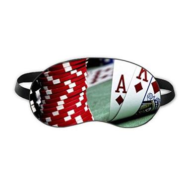 Imagem de Capa de sombra macia para dormir com fichas para jogos de pôquer espalhado