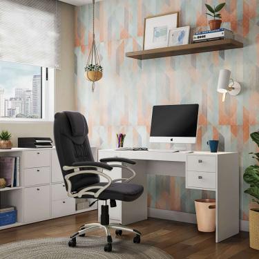 Imagem de Cadeira de Escritório Presidente Giratória George Preta