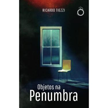 Imagem de Objetos na penumbra