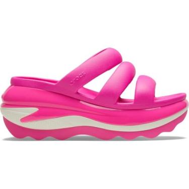 Imagem de Crocs Sandália unissex Mega Crush com alça tripla Pink Crush masculina 38, feminino 40 médio