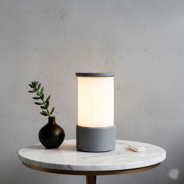 Imagem de Luminária de Mesa LED Decorativa – Design Ondulado e Luz Ajustável