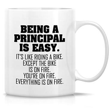 Imagem de Retreez Caneca engraçada – Being a Principal is Easy Except the Bike is on Fire 325 ml canecas de café de cerâmica – engraçados, sarcásticos e inspiradores para amigos, professores, colegas de trabalho, irmãos, pai e mãe