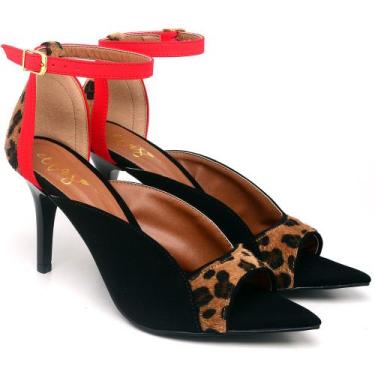 Imagem de Sandália Bico Folha Salto Médio em Couro Preto Onça Ella's, 36, Femini