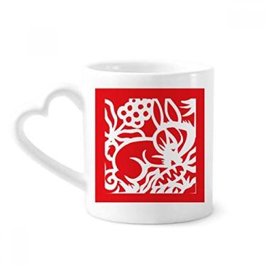 Imagem de Coelhos cortados em papel animal China Zodíaco caneca café cerâmica copo de coração de vidro