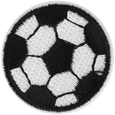 Imagem de Biitfuu 100 peças de roupas de futebol pequenas remendo de bordado de bola de 3 cm para artesanato de costura DIY crianças