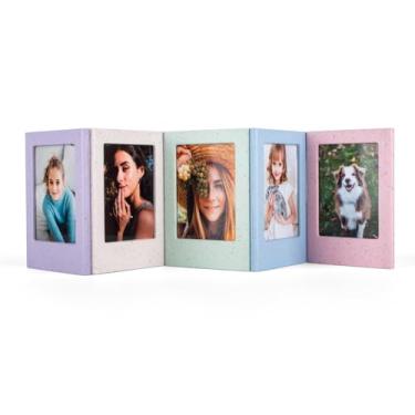 Imagem de HIYQIN Conjunto de mini molduras magnéticas 5 x 7 cm com capas protetoras transparentes – 5 pacotes de porta-retratos para filmes Polaroid de 7,6 cm / Fuji Instax Mini 7,6 cm – para geladeira, escola