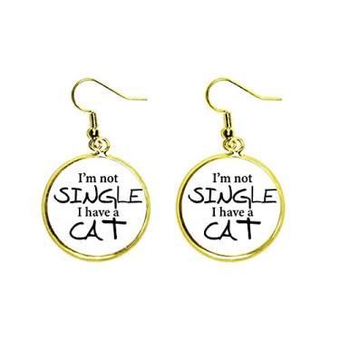 Imagem de Brinco feminino com pingente de orelha de gato acompanhado de solidão