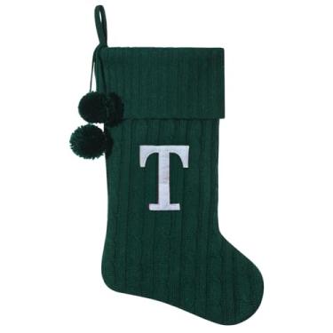 Imagem de Pxniy Meia de Natal personalizada de 48 cm - malha verde com monograma bordado e pompons, cabide de lareira familiar para decoração de férias, letra verde T