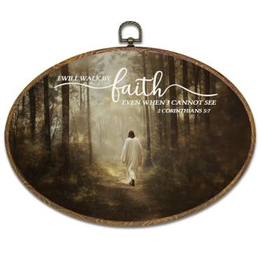 Imagem de kdqua Decoração de parede oval de Jesus Cristão, arte em tela com versículo religioso da Bíblia, emoldurada, 2 Coríntios 5:7 Floresta enevoada Jesus Decorações para pendurar na parede para sala de