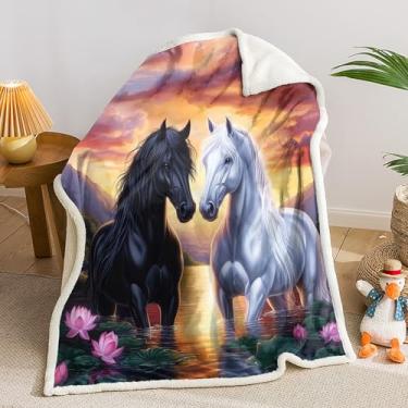 Imagem de AILONEN Cobertor de lã de ovelha com estampa de cavalo preto e branco para crianças, adolescentes e adultos, cobertores de ovelha de animais de fazenda, tema de vida selvagem, macios e aconchegantes
