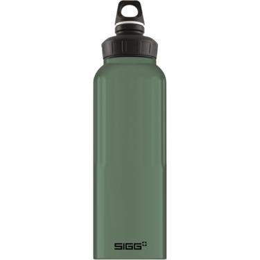 Imagem de SIGG Garrafa de água WMB Traveller (1,5 l L), verde folha, garrafas de água extra grandes reutilizáveis, garrafa de água leve à prova de vazamento, garrafas de viagem prontas para aventuras ao ar livre