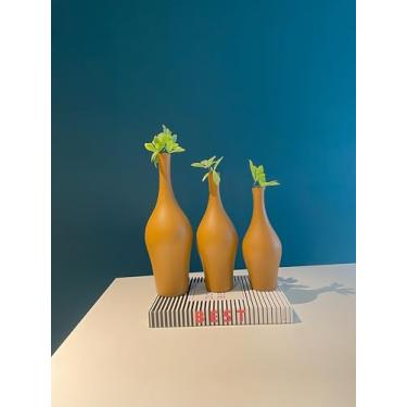 Imagem de 3 vasos DECORATIVOS EM CERÂMICA BARROSO, minimalista e moderno.