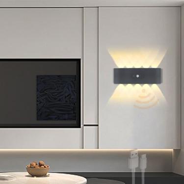 Imagem de GZZBMY Luminária de parede LED com sensor de movimento, arandelas de parede internas, operadas por bateria, recarregáveis, modernas, lâmpadas de parede magnéticas sem fio para sala de estar, corredor