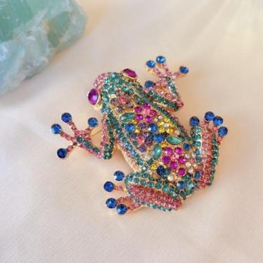 Imagem de Broche Sapo Grande com Pedras Brilhantes - Pistache Acessórios