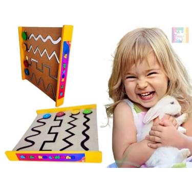 Imagem de Brinquedo Pedagógico Psicomotor Geométrico em Madeira, 4 Linhas Vazadas