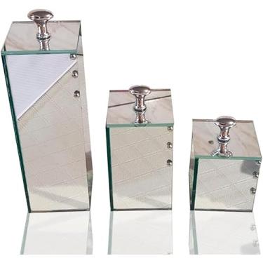 Imagem de Conjunto Organizador de Banheiro Espelhado com 3 Potes, Base em Vidro Espelhado, Tampa de Cristal, Design Escalonado
