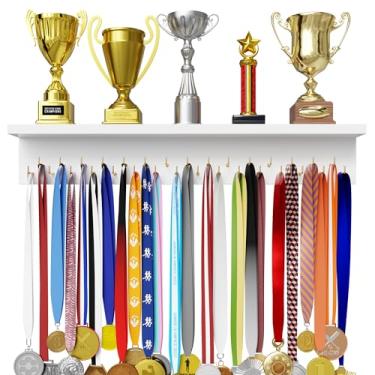 Imagem de EVERMORE Cabide de exibição de medalhas com prateleira, branco, 61 cm, suporte de exibição de troféu, 32 ganchos dourados, montado na parede, organizador de prêmios esportivos