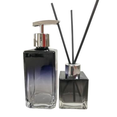 Imagem de Kit Lavabo Saboneteira 250ml E Difusor De Varetas 100ml Degrade Preto (Prata)