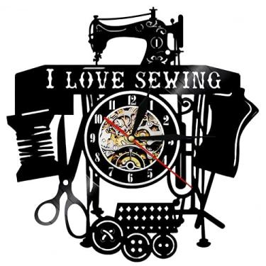 Imagem de Relógio de parede para máquina de costura 30,5 cm - I Love Sewing Design com silhuetas de tesoura/carretel/agulha, mecanismo de engrenagem exposto, movimento silencioso, para colchas e alfaiates