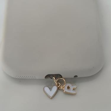 Imagem de 1 plugue de poeira de metal coração branco 26 letras amor capa protetora de porta de carregamento DIY decoração de telefone compatível com iPhone tipo C dispositivo móvel acessório de poeira para