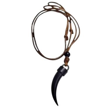 Imagem de Colar Tribal com Pingente de Dente em Preto, Cordão de Couro Marrom, Estilo Surfista