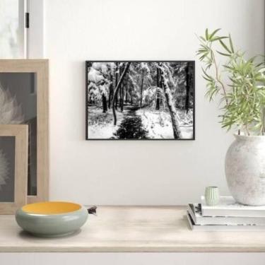 Imagem de Quadro Fotografia Neve Na Floresta 33X24 Com Vidro - Preta - Quadros O