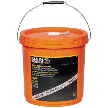Imagem de Klein Tools 50122 Fita métrica de conduíte para puxar cabos e fios resistentes, 567 kg x 2000 pés de comprimento