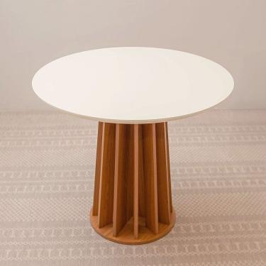 Imagem de Mesa de Jantar Redonda 90cm 02 a 04 Lugares com Tampo Chanfrado e Base Ripada 100% Mdf Off White /Freijó
