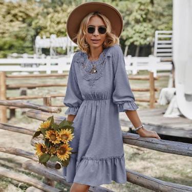 Imagem de Look de festa de destaque: vestido longo e temperamental, chique e est