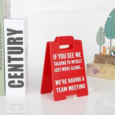 Imagem de Decorações de escritório: Placas de mesa engraçadas - Presentes de pegadinha para colegas, colegas de equipe, funcionários e chefes, com provérbios humorísticos e citações engraçadas para decoração de