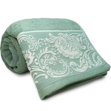 Imagem de Toalha de Banho Jacquard Louise CORTTEX medindo 1,40m x 0,70cm, VERDE